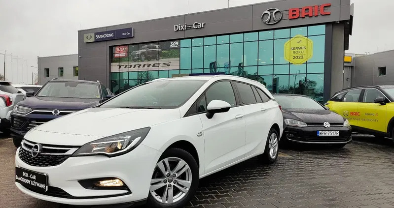 dolnośląskie Opel Astra cena 57900 przebieg: 35000, rok produkcji 2017 z Lipno